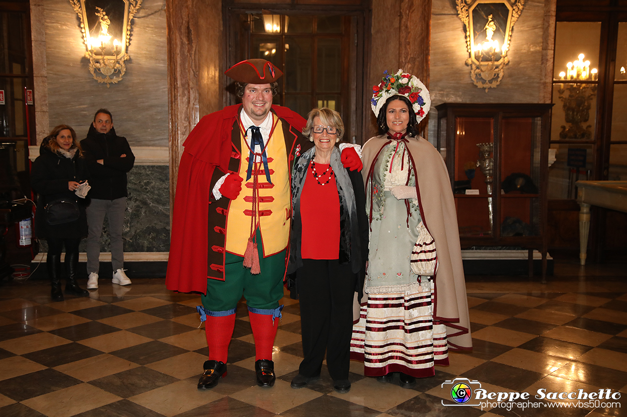 VBS_3523 - Investitura Ufficiale Gianduja e Giacometta Famija Turineisa - Carnevale di Torino 2024.jpg